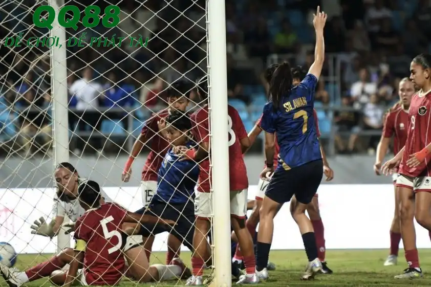 Tuyển nữ Indonesia bất lực trước Thái Lan Tuyển nữ Indonesia bất lực trước Thái Lan